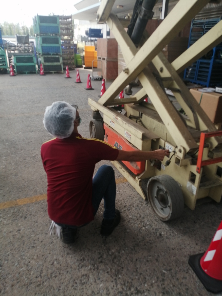 LINE_ALBUM_รถกระเช้า (ต่อ)_250828_5.jpg - หลักสูตรรถกระเช้า X-Lift และ Boom Lift